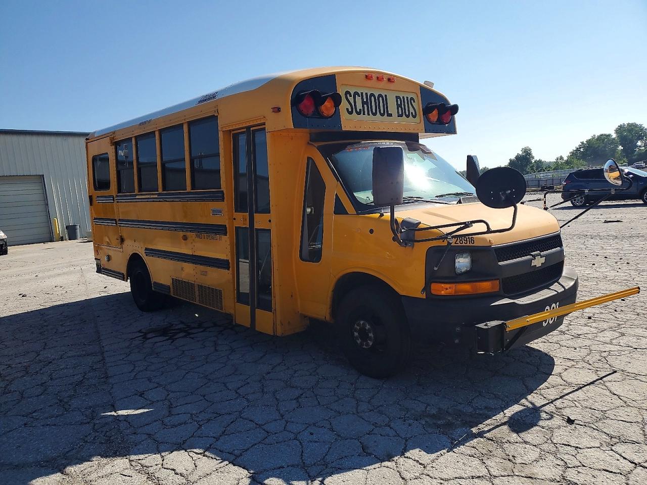 2010 THOMAS MINOTOUR G3500