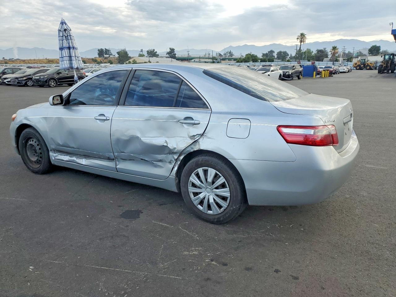 JTNBE46K273067147 · 2007 TOYOTA CAMRY · 2/12