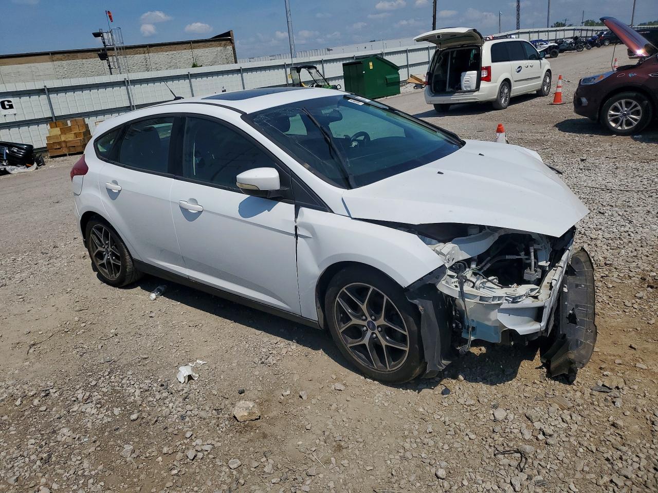 1FADP3M28HL213739 · 2017 FORD FOCUS · 4/13