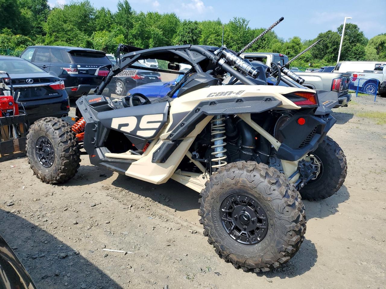 3JBVXAV42NE004748 · 2022 CAN-AM MAVERICK X3 · 3/10