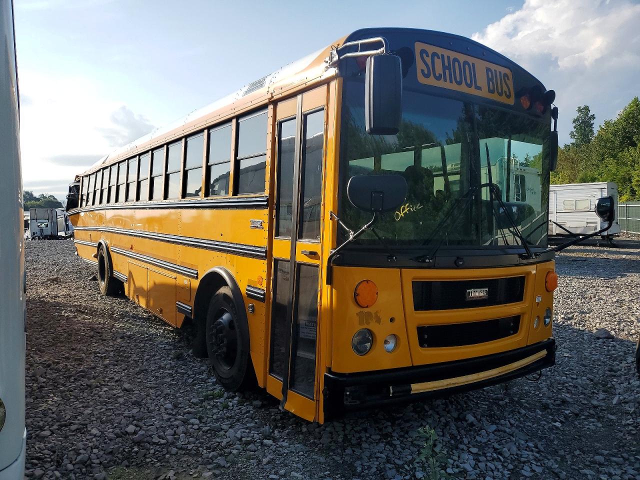 1T88Y9D2XR1209800 · 2024 THOMAS SCHOOL BUS