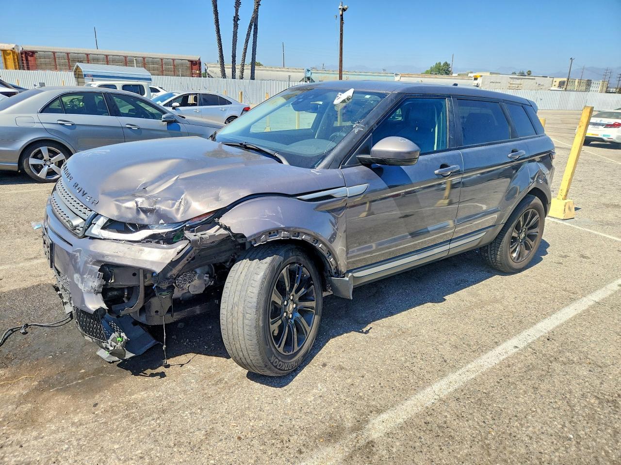 SALVP2BG8GH081096 · 2016 LAND ROVER RANGE ROVER EVOQUE