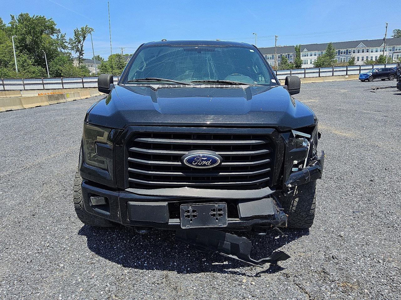 1FTFW1EF1FFC00158 · 2015 FORD F150 · 5/12