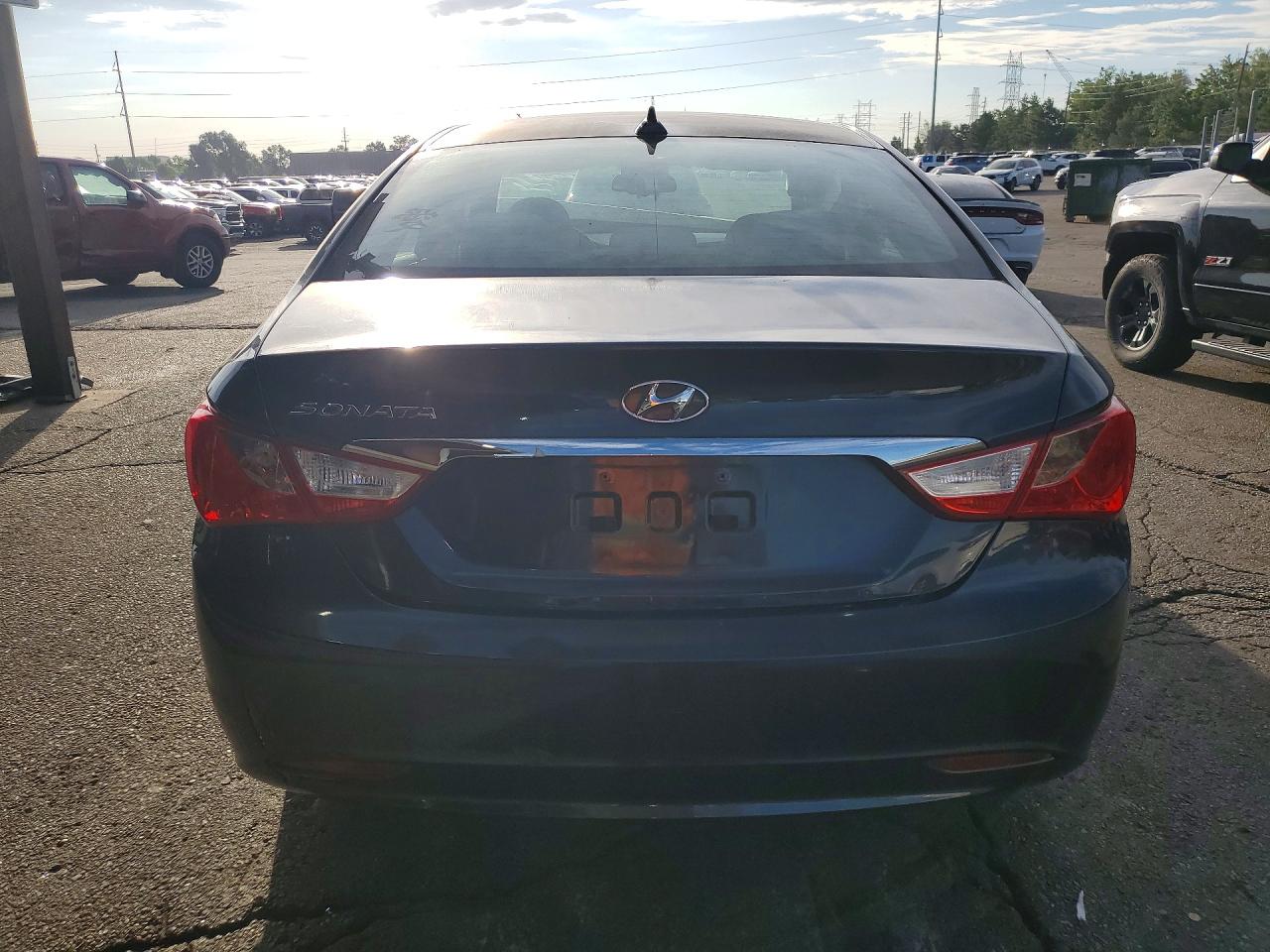 5NPEB4AC0CH313637 · 2012 HYUNDAI SONATA · 6/12