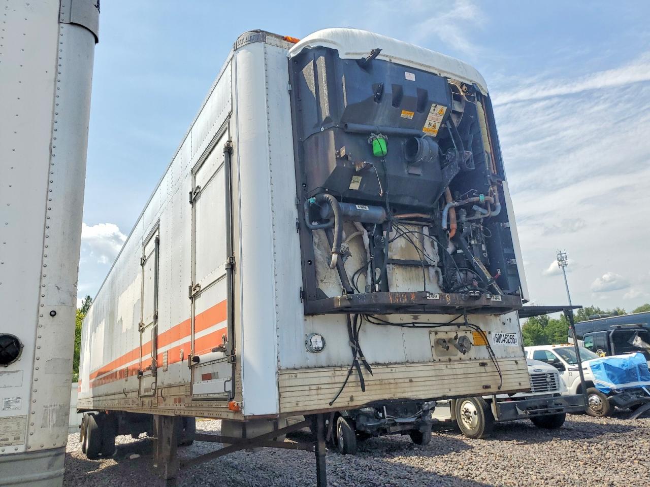 1UYVS253XTM949309 · 1996 UTILITY TRAILER TRAILER