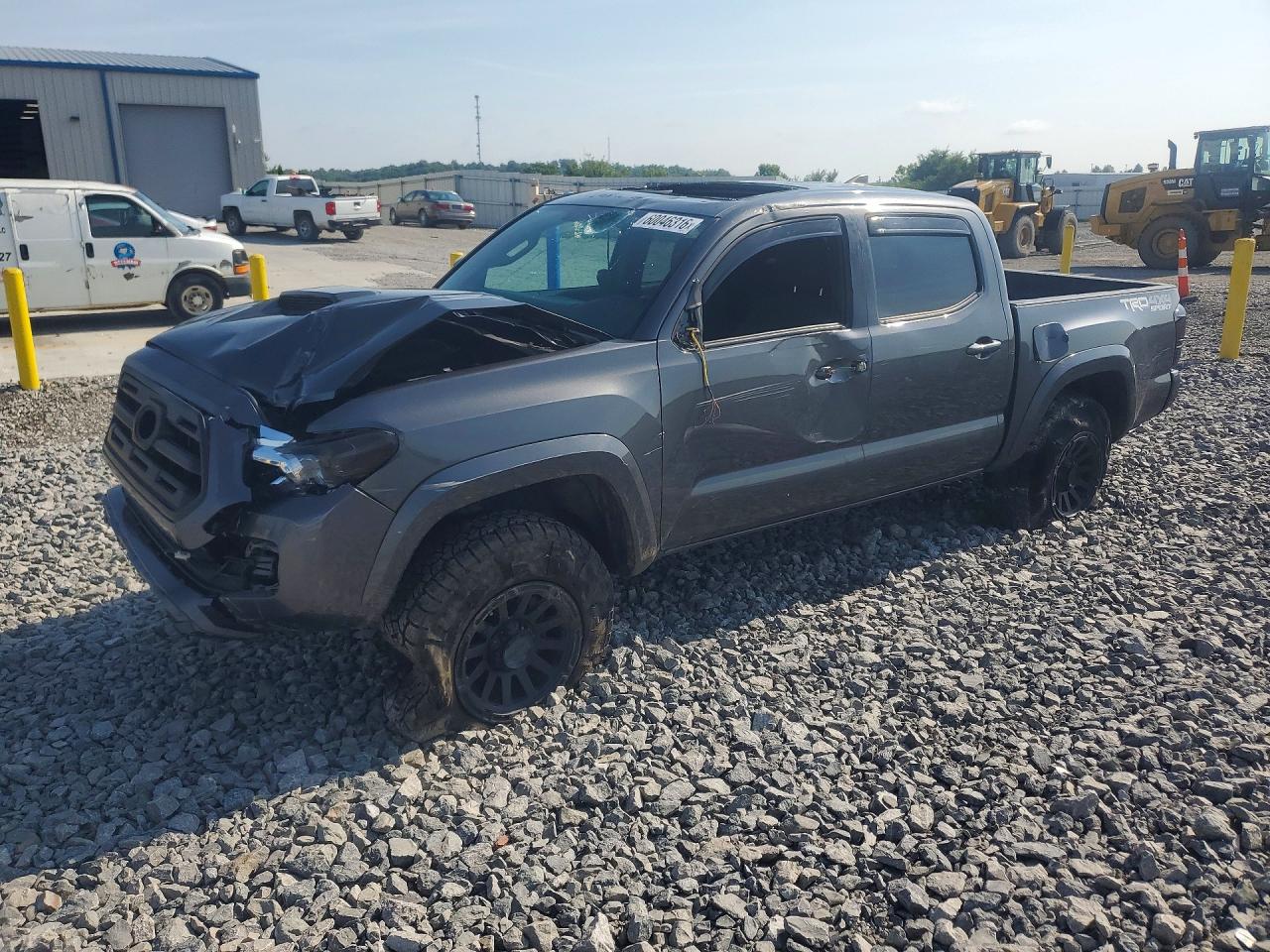 3TMCZ5AN6GM005785 · 2016 TOYOTA TACOMA