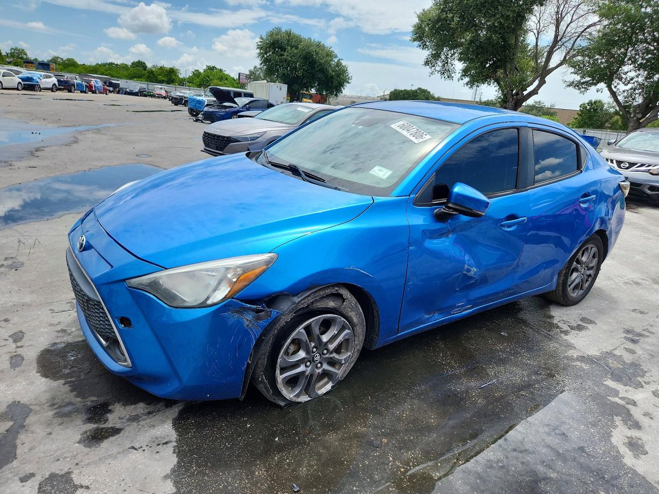 3MYDLBYV0KY511321 · 2019 TOYOTA YARIS