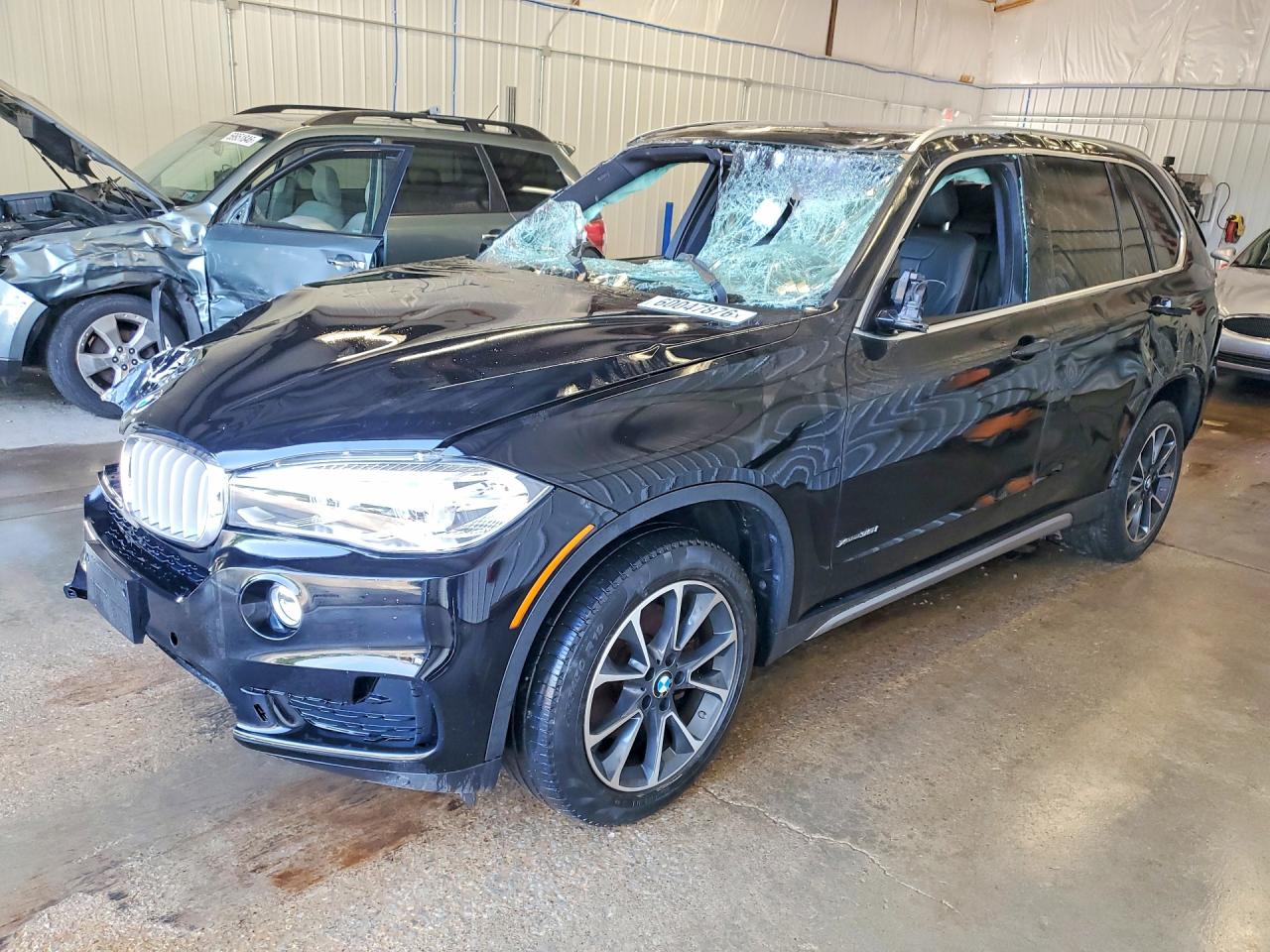 5UXKR0C53JL075909 · 2018 BMW X5