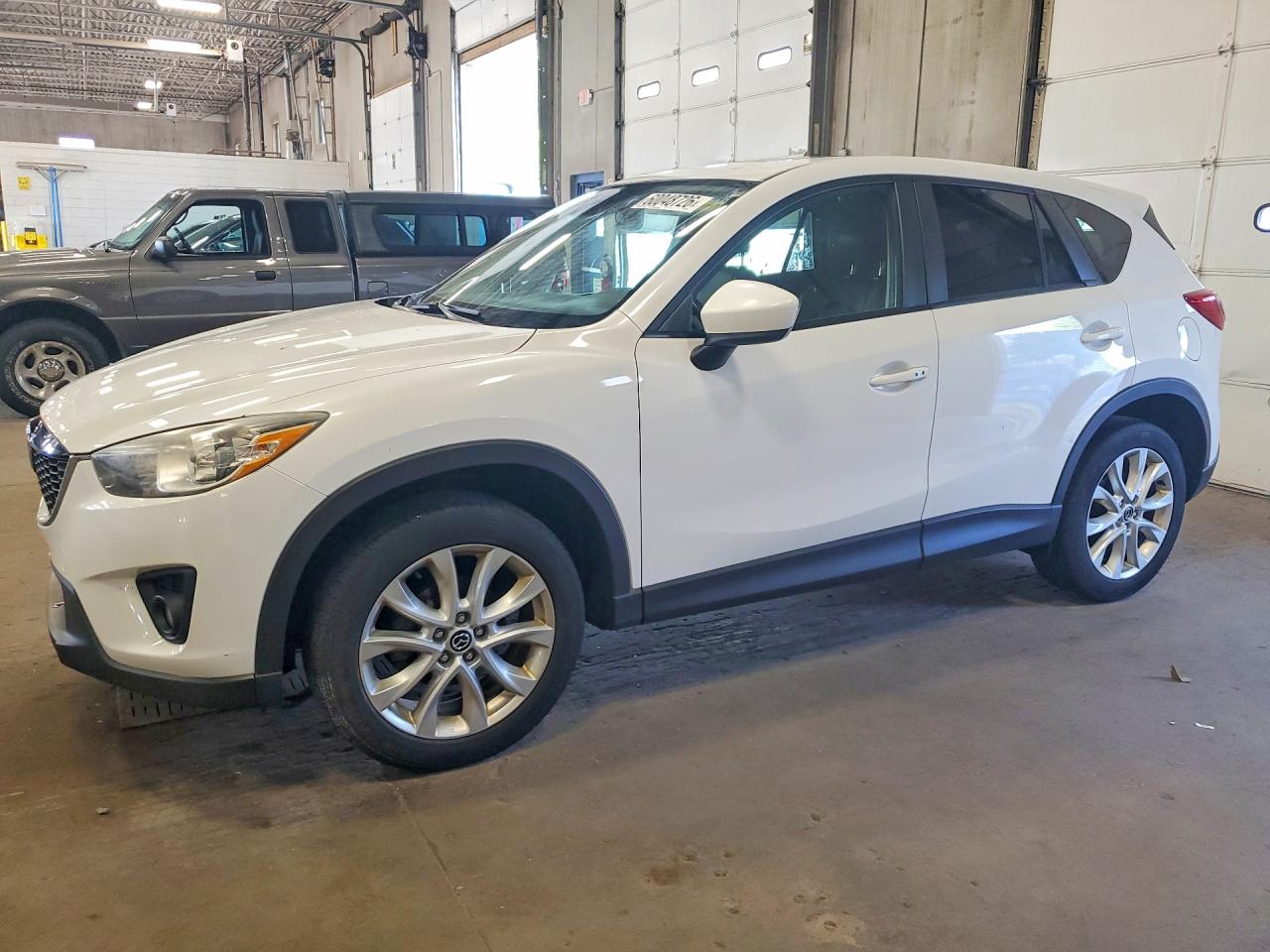 JM3KE4DY1E0367201 · 2014 MAZDA CX-5