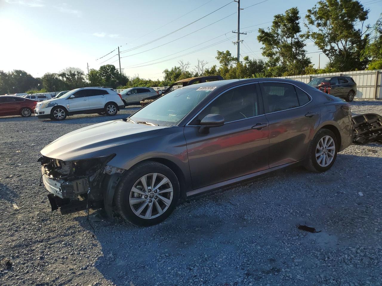 4T1C11AK0NU669400 · 2022 TOYOTA CAMRY