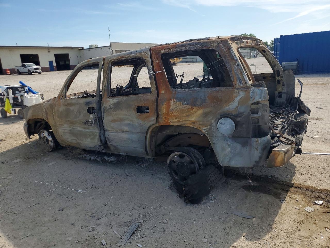 1GKEK13T83J320973 · 2003 GMC YUKON · 2/12