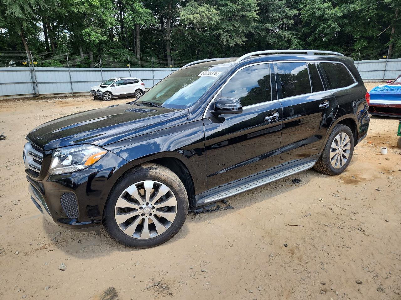 4JGDF6EE1HA831368 · 2017 MERCEDES-BENZ GLS