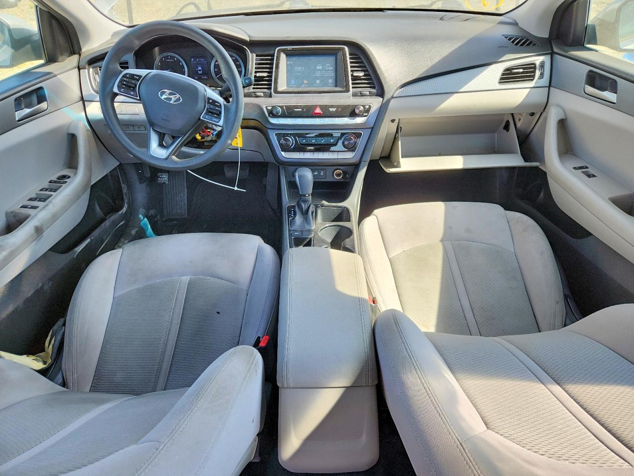 5NPE24AF8KH793113 · 2019 HYUNDAI SONATA · 8/12