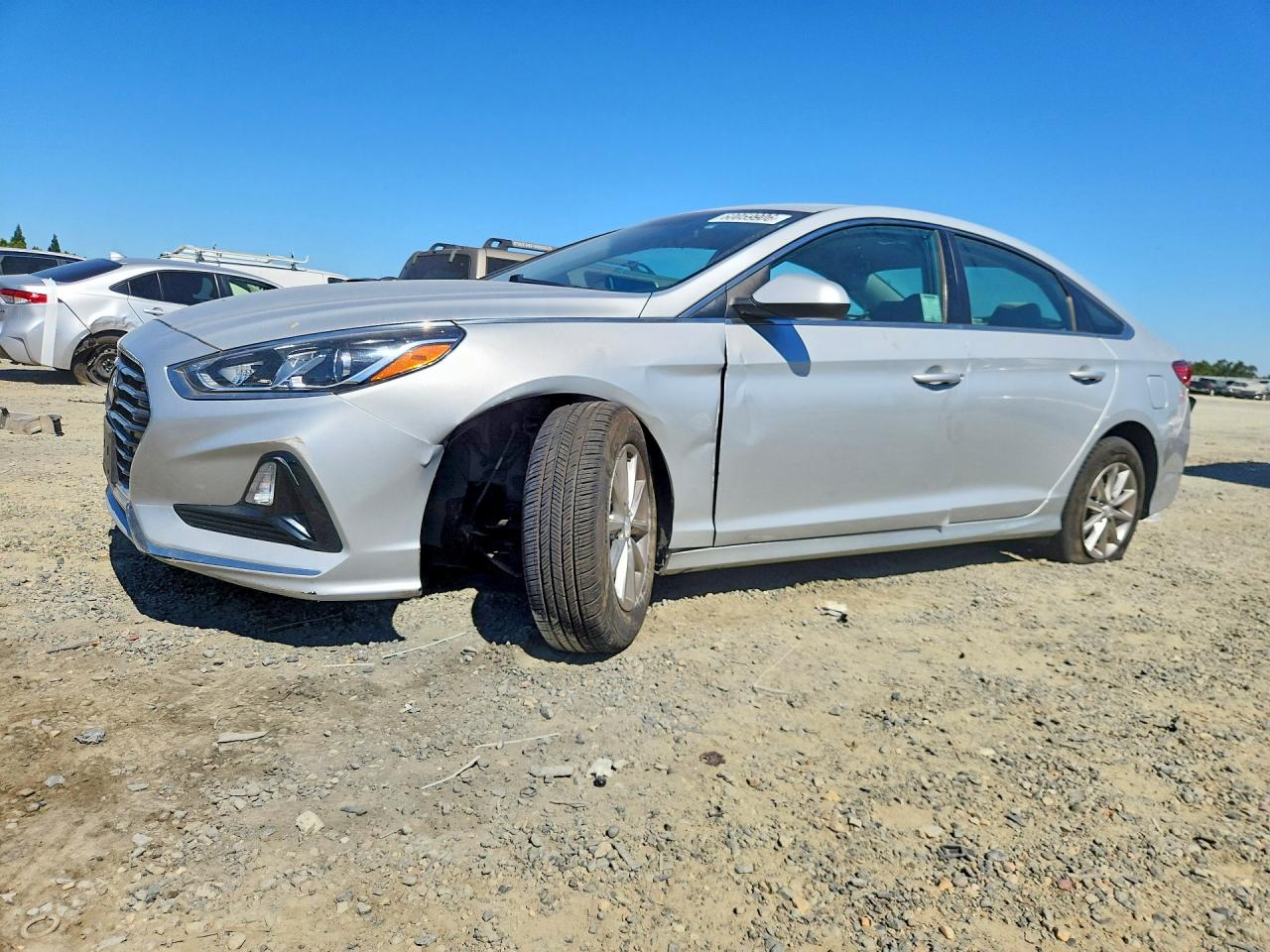 5NPE24AF8KH793113 · 2019 HYUNDAI SONATA