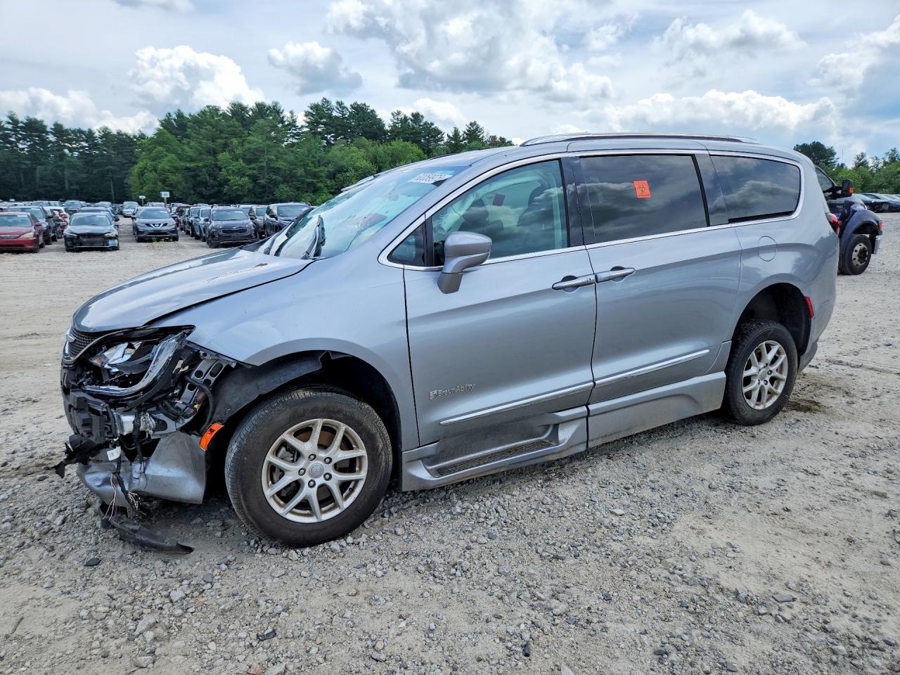 2C4RC1BG7LR158053 · 2020 CHRYSLER PACIFICA