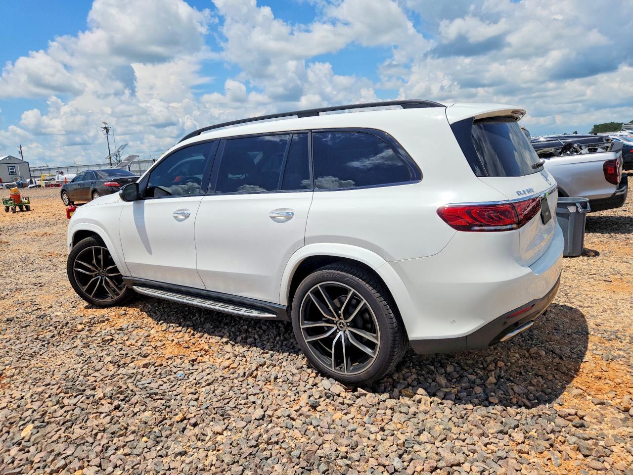 4JGFF8GE3MA371173 · 2021 MERCEDES-BENZ GLS · 2/13