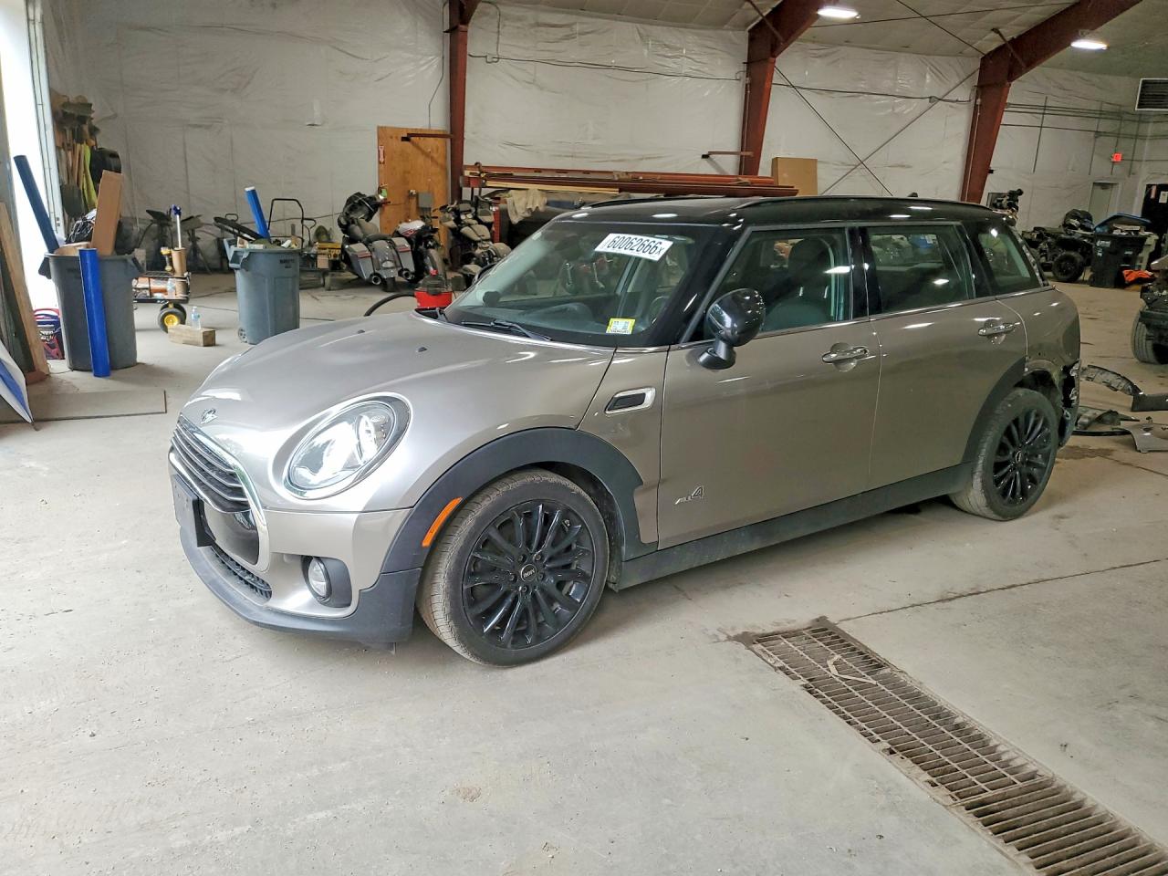 2017 MINI COOPER