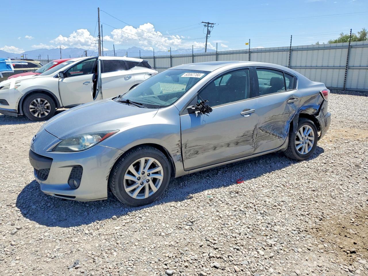 JM1BL1W84C1654923 · 2012 MAZDA 3