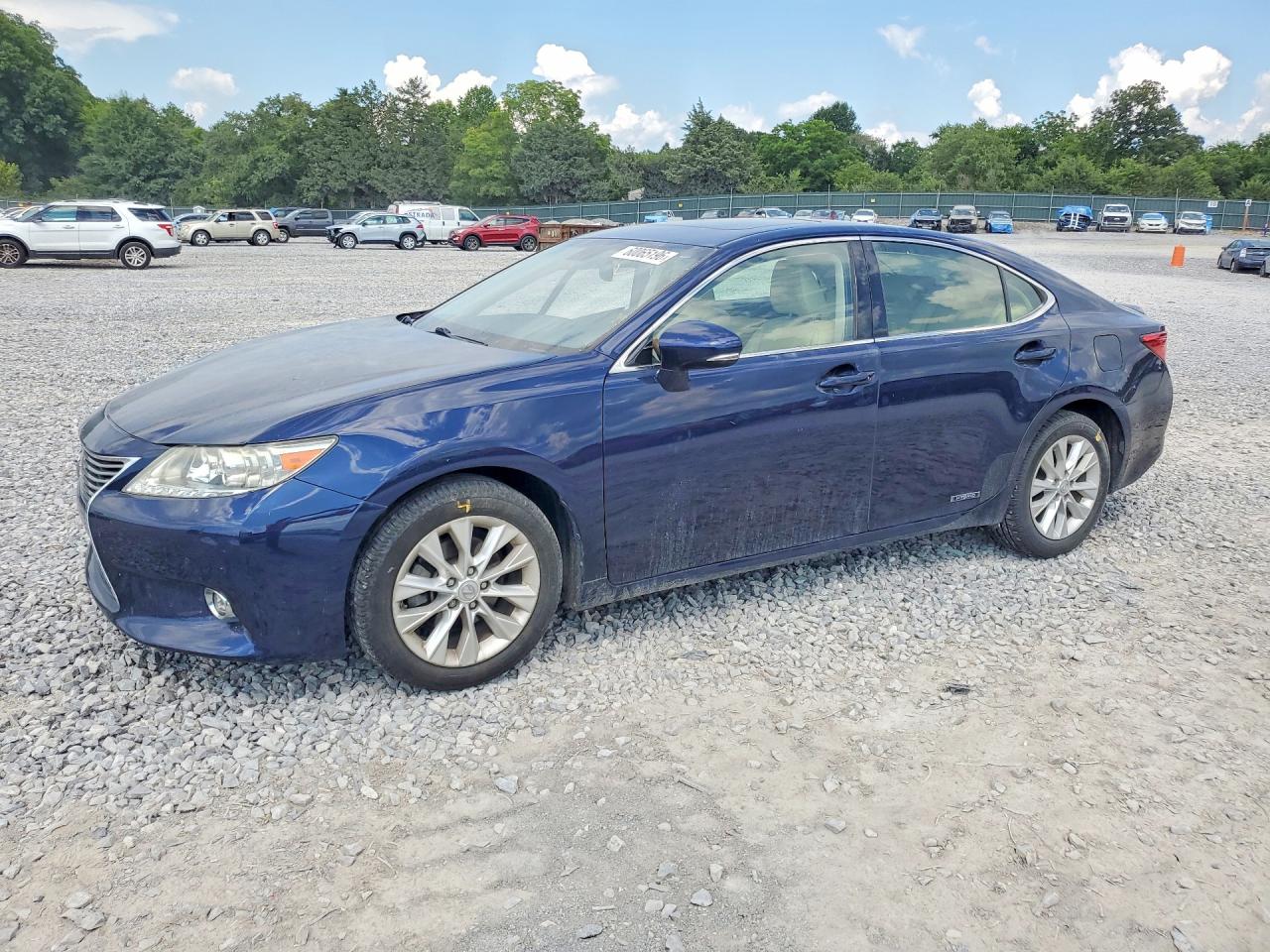 JTHBW1GG1E2050657 · 2014 LEXUS ES