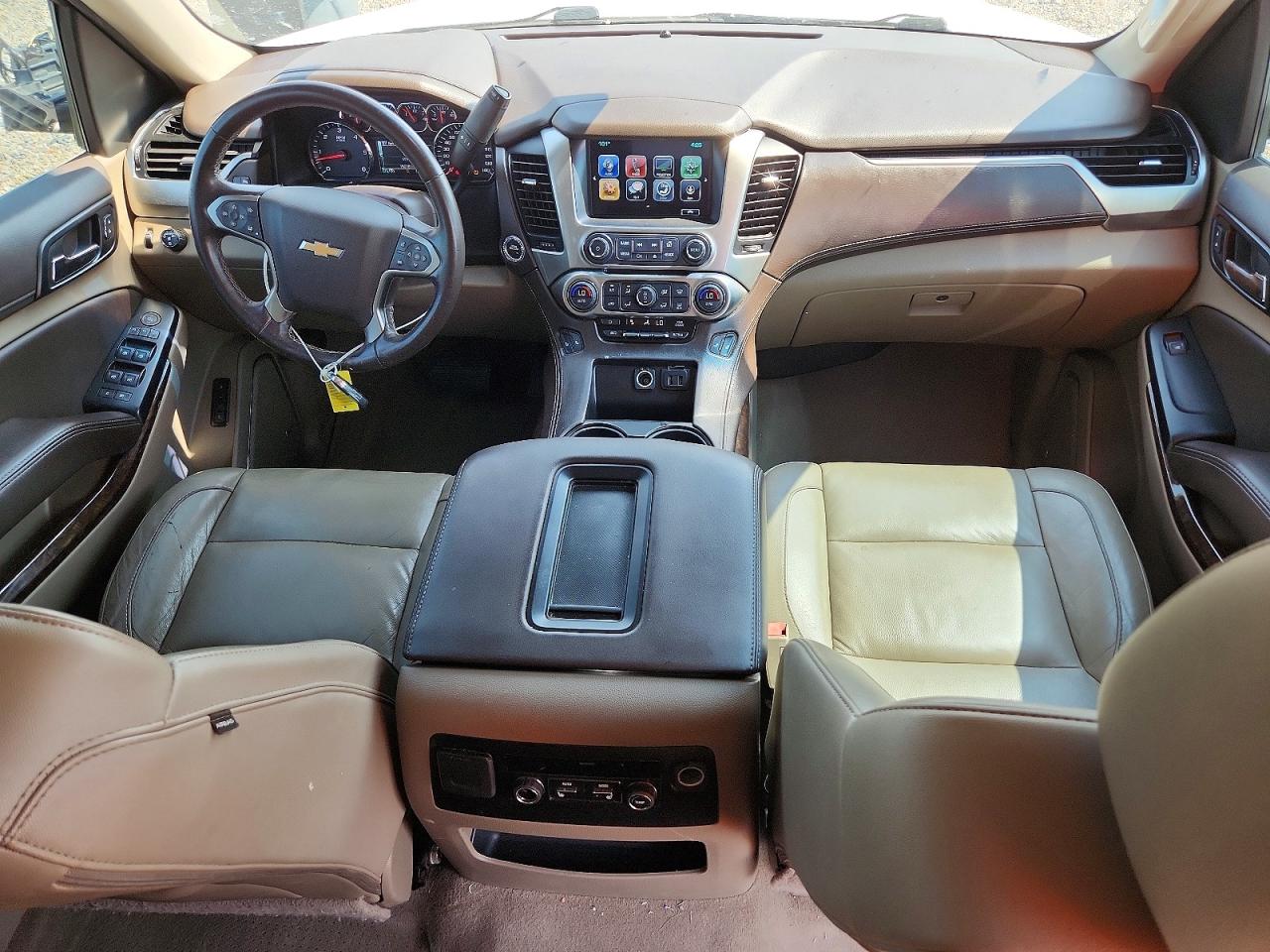 1GNSCHKC4KR265760 · 2019 CHEVROLET SUBURBAN · 8/13