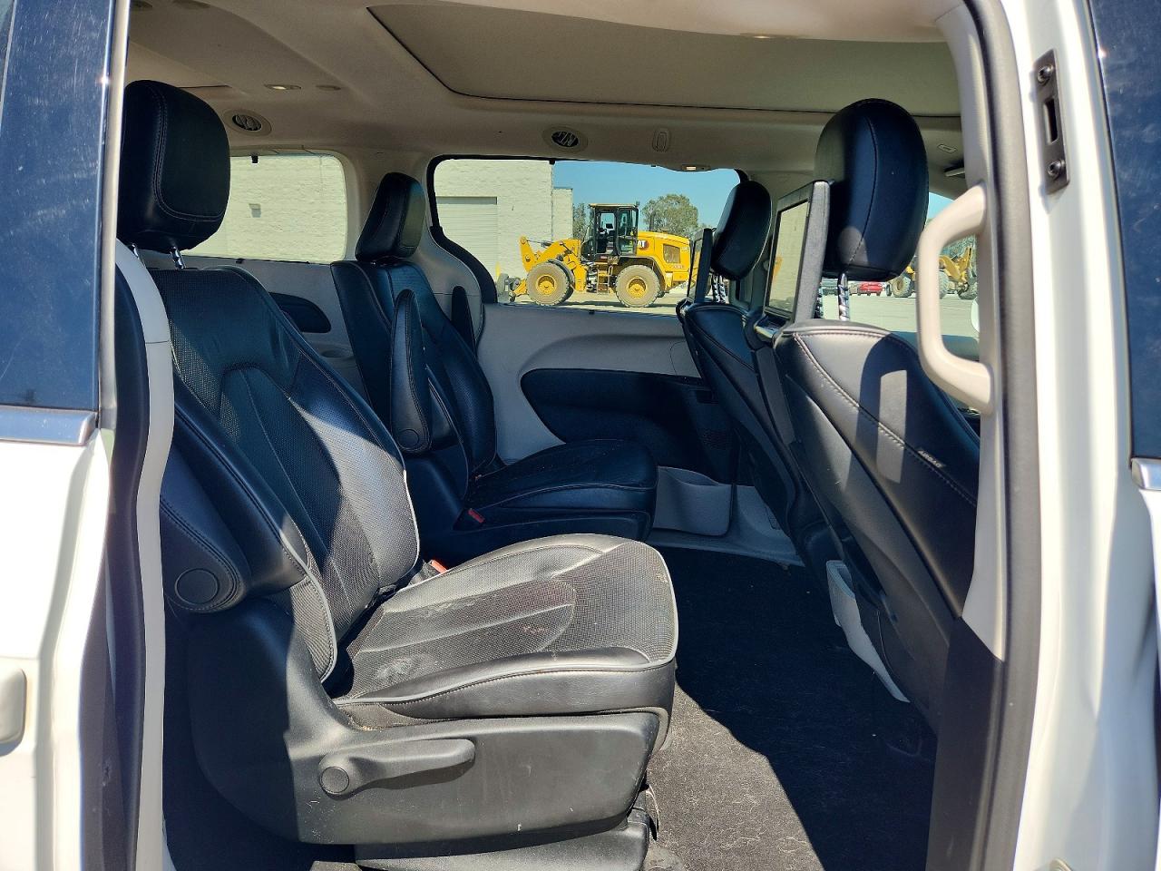 2C4RC1N75JR230179 · 2018 CHRYSLER PACIFICA · 11/14