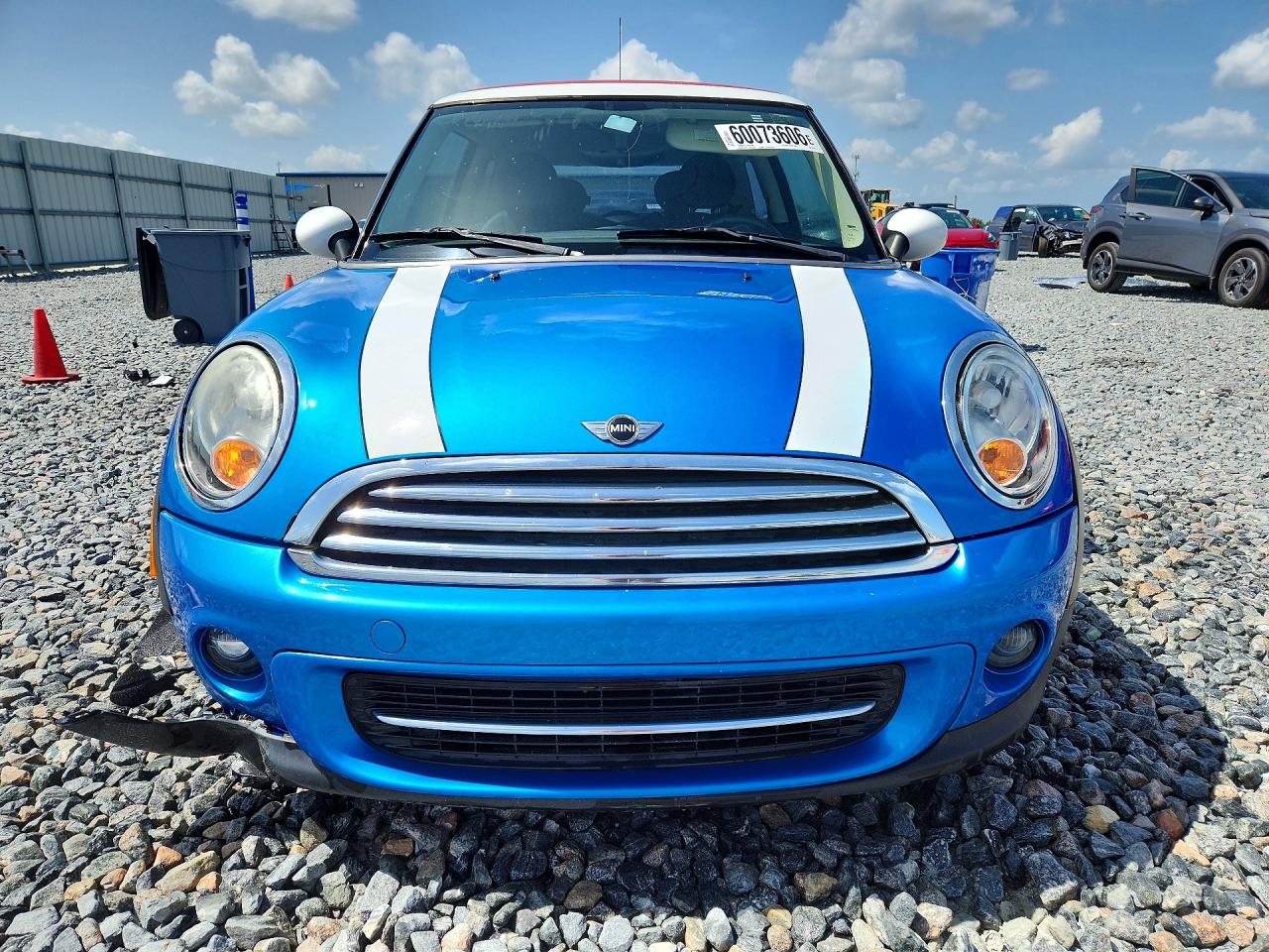 WMWSU3C50BT251105 · 2011 MINI COOPER · 5/12