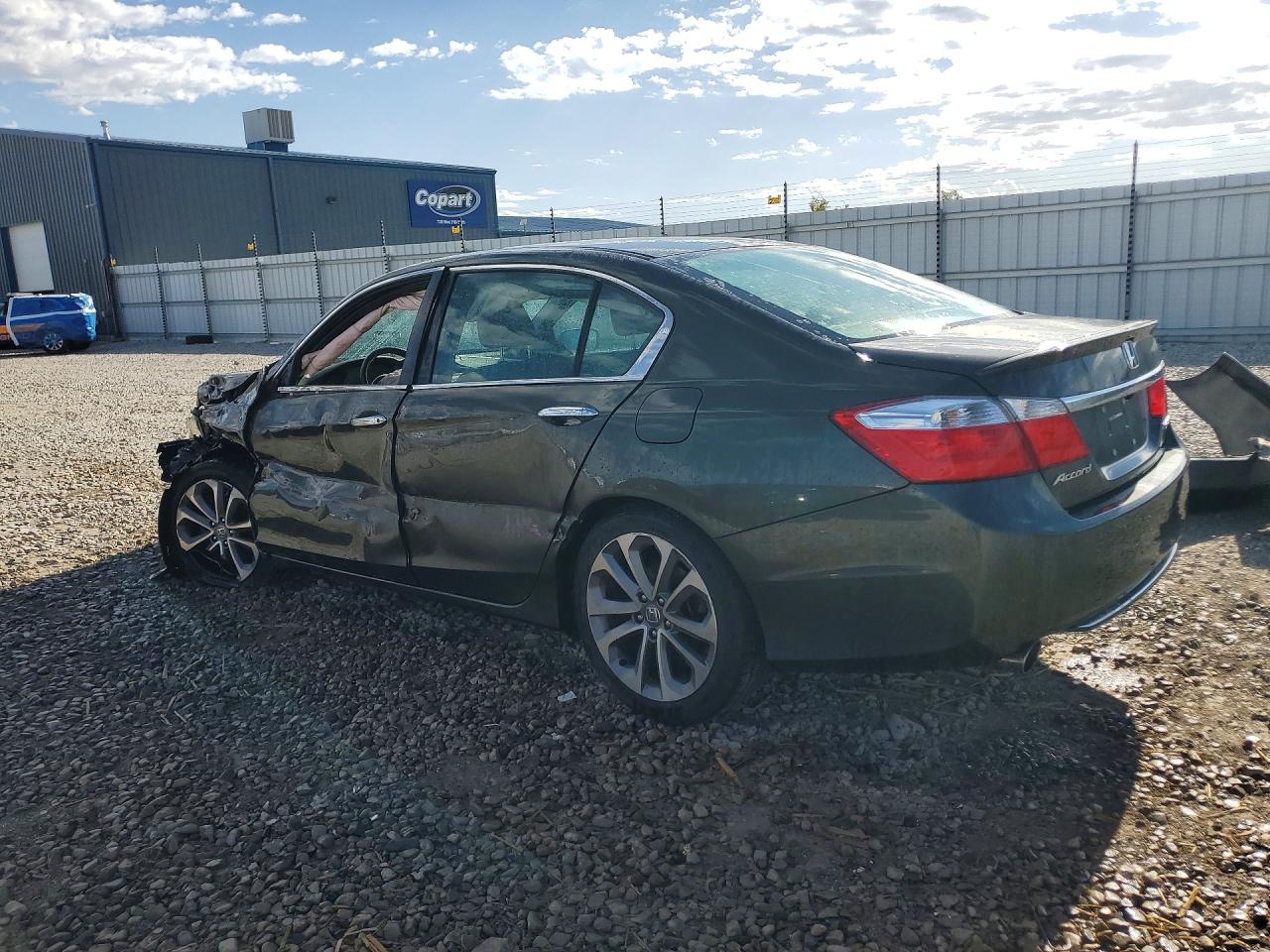 1HGCR2F56DA073974 · 2013 HONDA ACCORD · 2/13