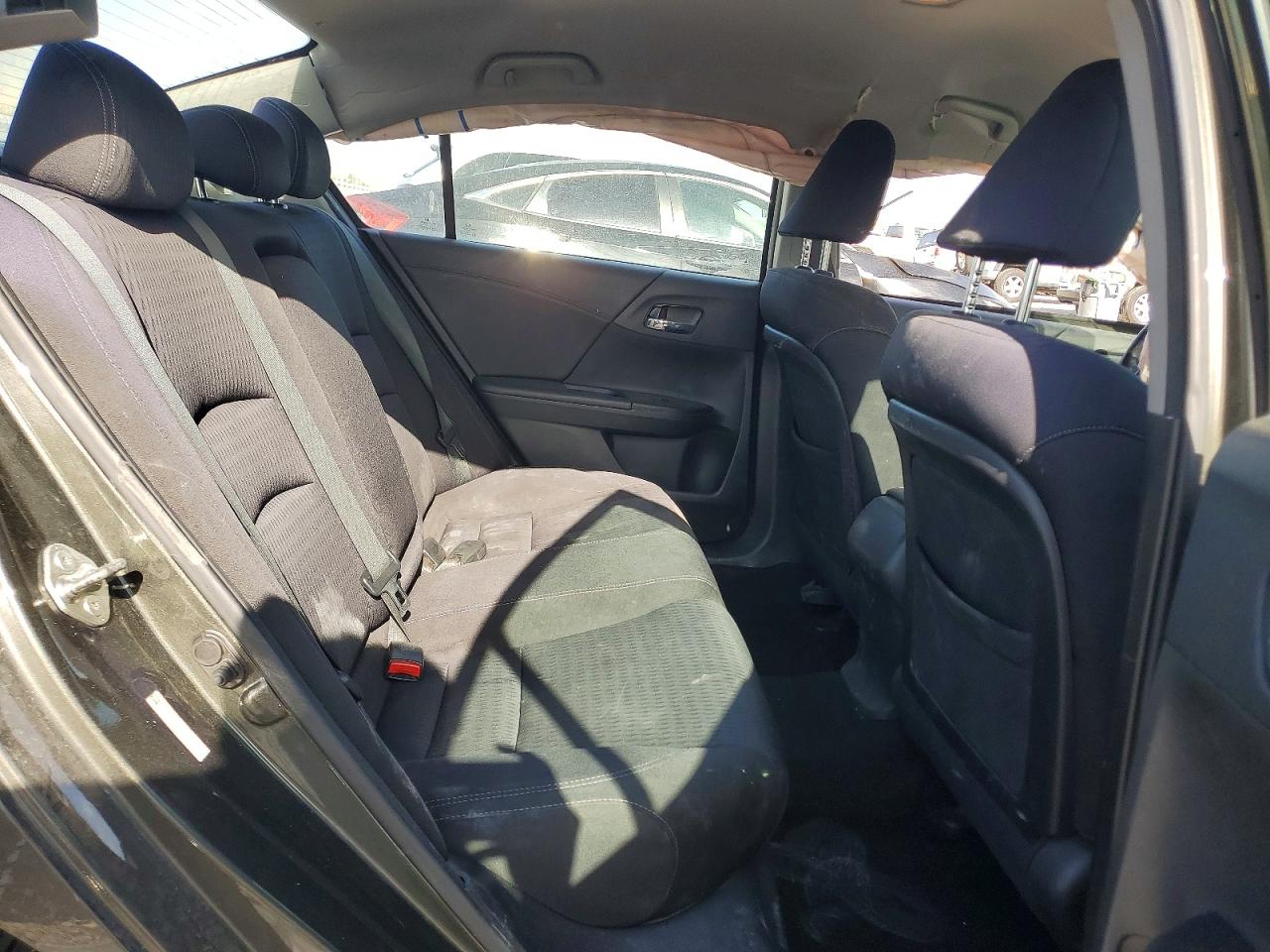 1HGCR2F56DA073974 · 2013 HONDA ACCORD · 10/13