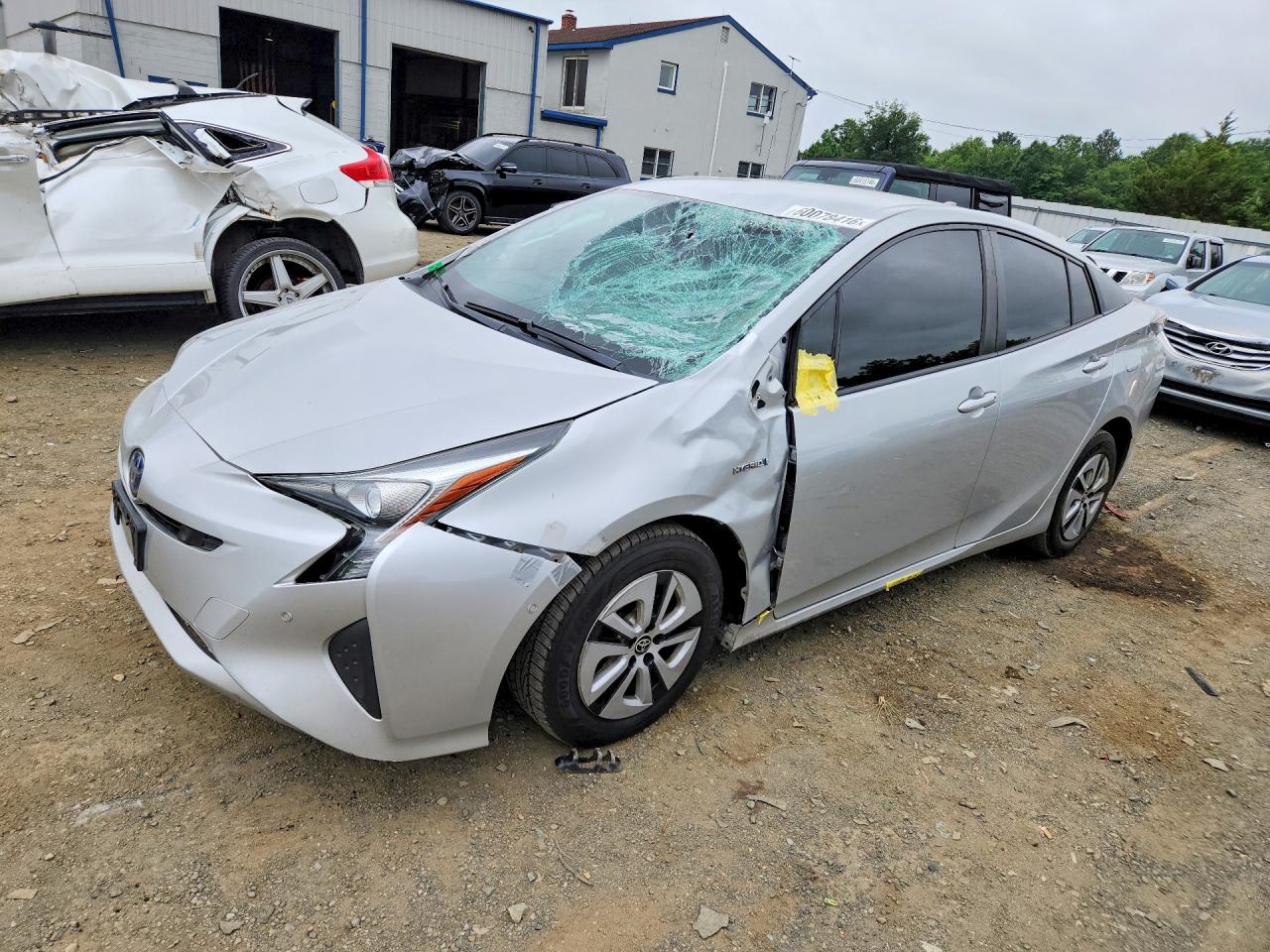 JTDKBRFU0J3065268 · 2018 TOYOTA PRIUS