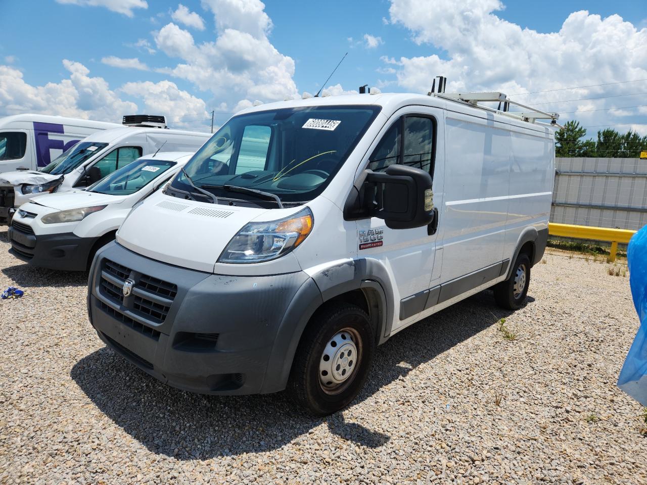 3C6TRVAG0JE****** · 2018 RAM PROMASTER 1500