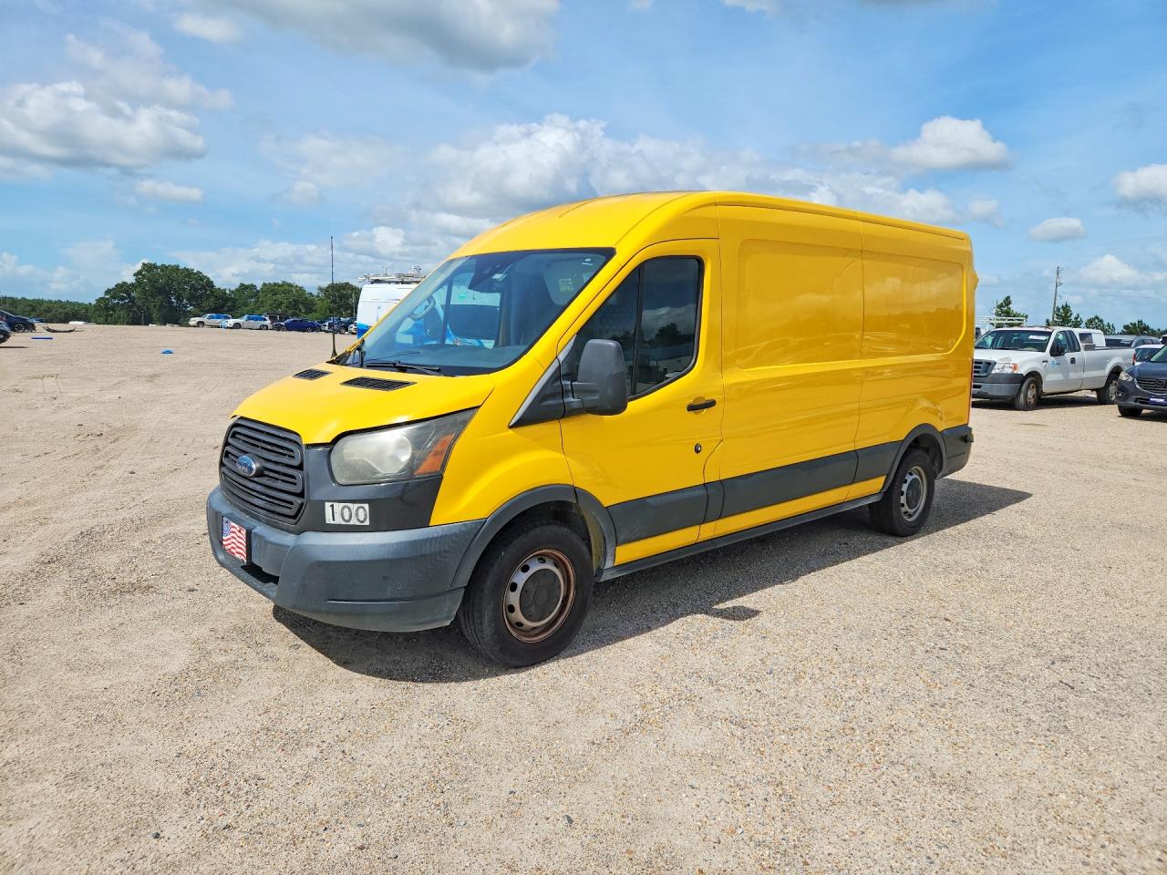 1FTYE2CM0HKB10819 · 2017 FORD TRANSIT