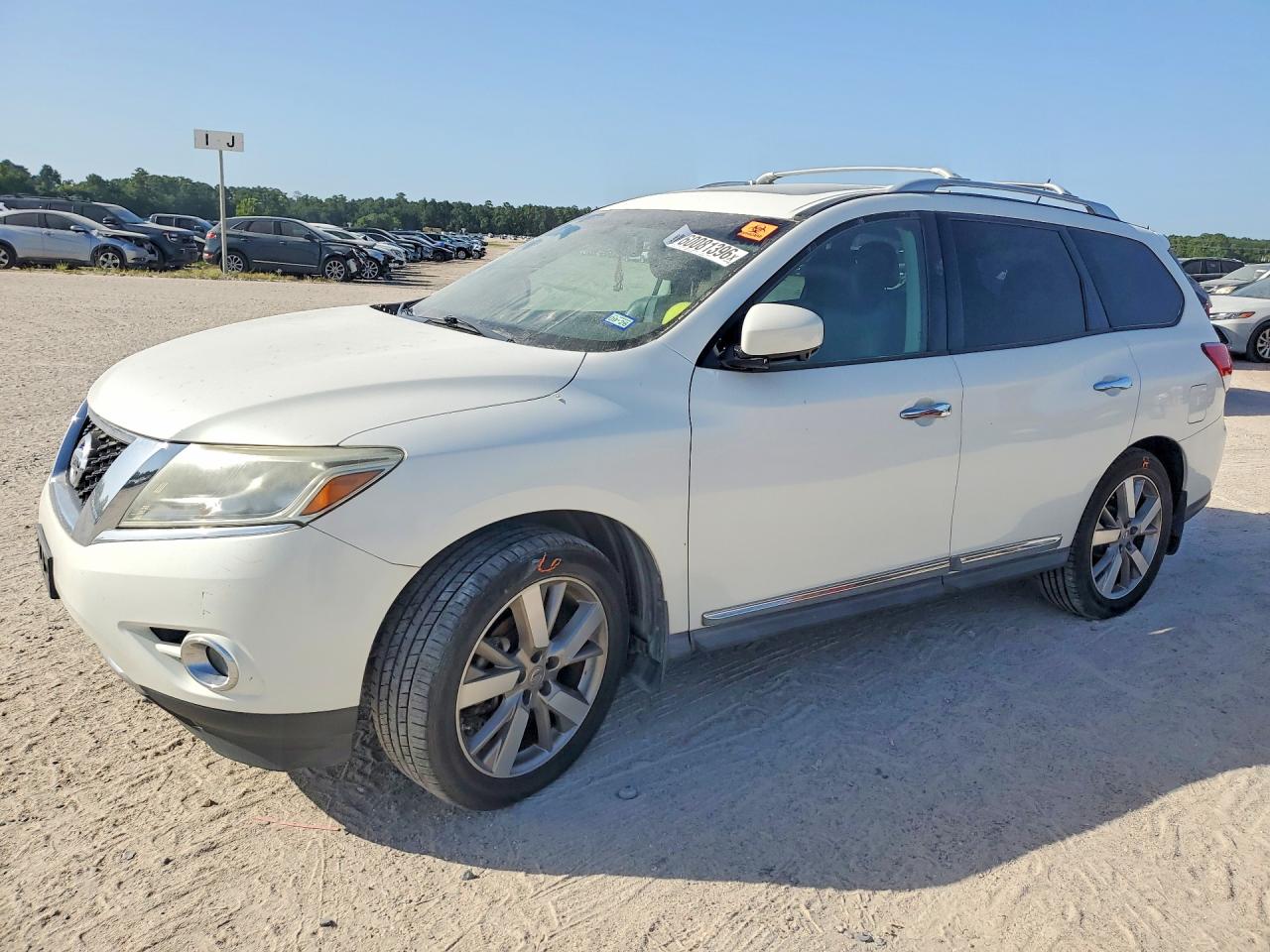 5N1AR2MN1DC688585 · 2013 NISSAN PATHFINDER