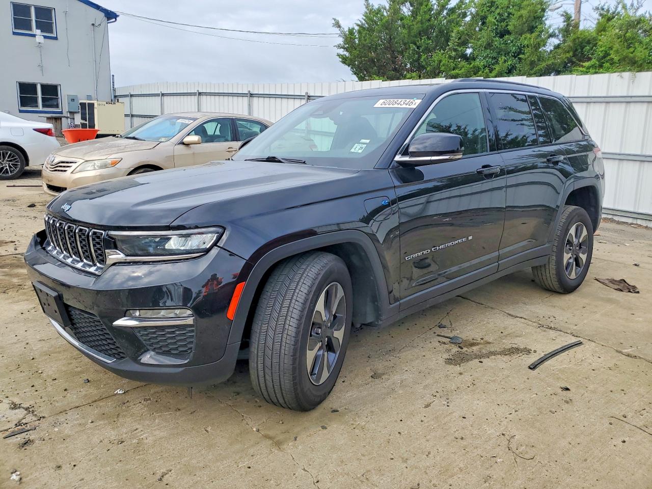 1C4RJYB69RC120301 · 2024 JEEP GRAND CHEROKEE