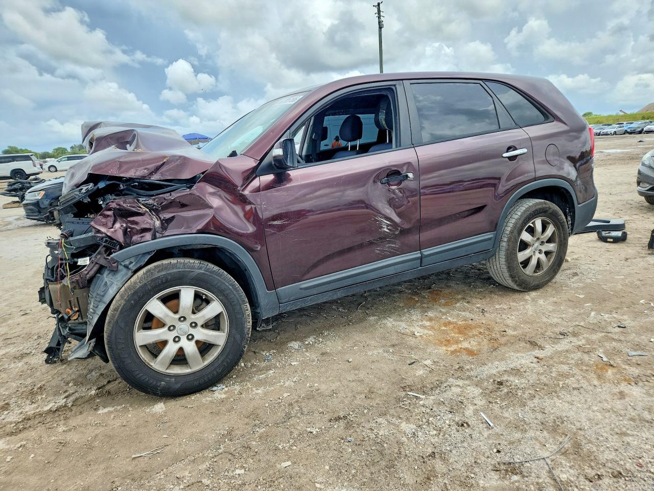 5XYKT4A18CG300804 · 2012 KIA SORENTO