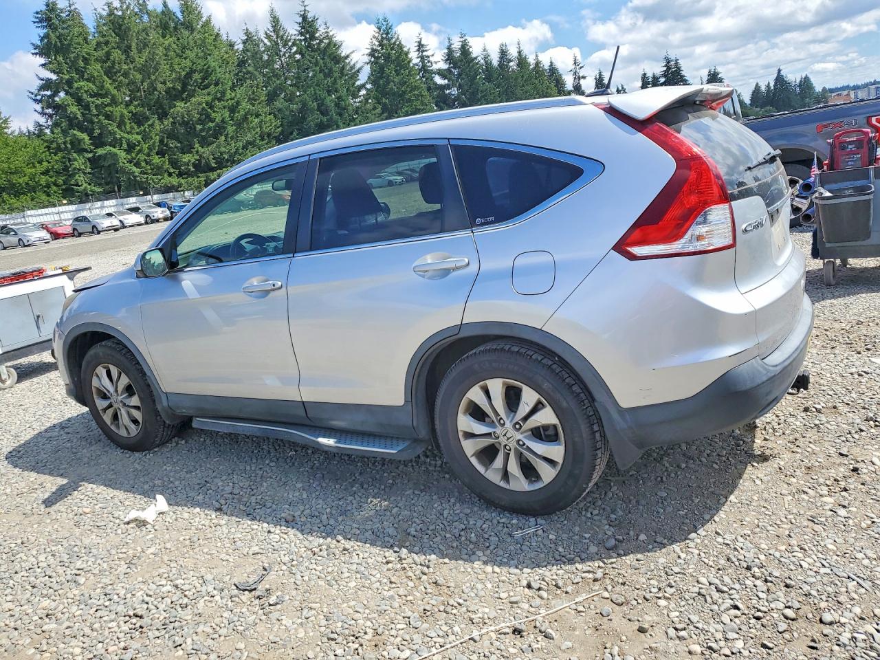 JHLRM4H75CC019878 · 2012 HONDA CR-V · 2/13