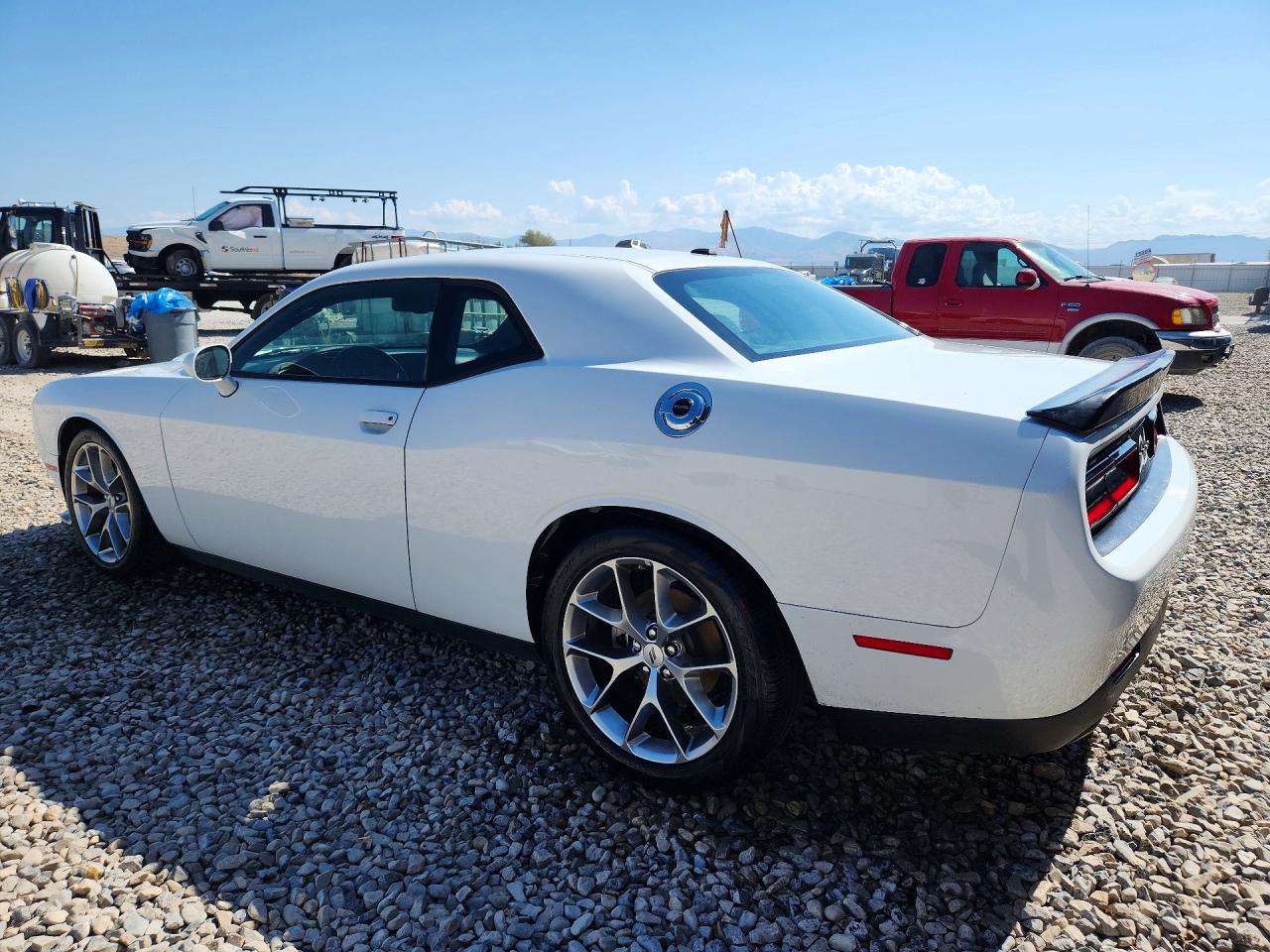 2C3CDZJG7NH233172 · 2022 DODGE CHALLENGER · 2/12