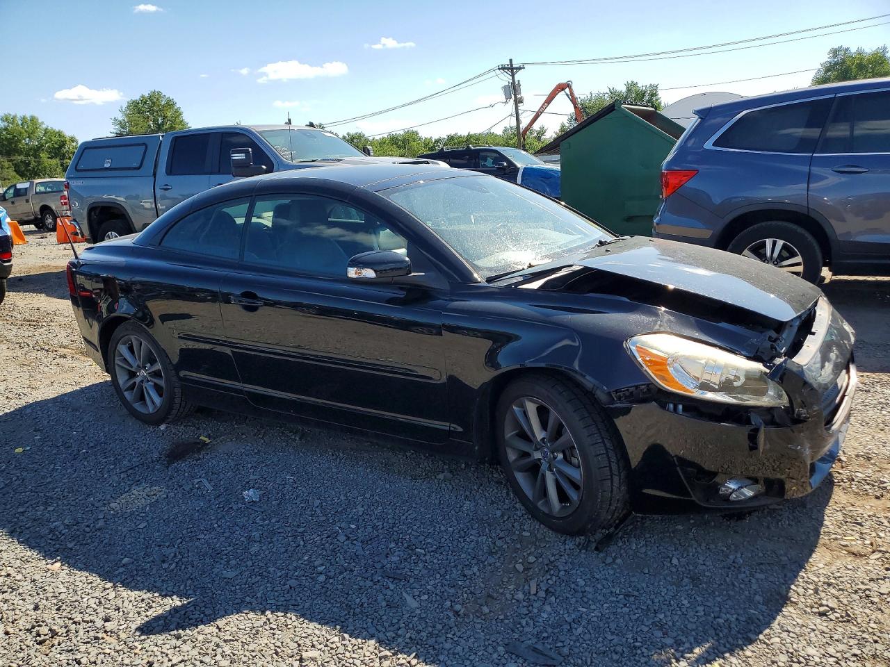 YV1672MC6DJ139923 · 2013 VOLVO C70 · 4/12