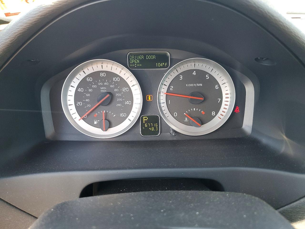 YV1672MC6DJ139923 · 2013 VOLVO C70 · 9/12