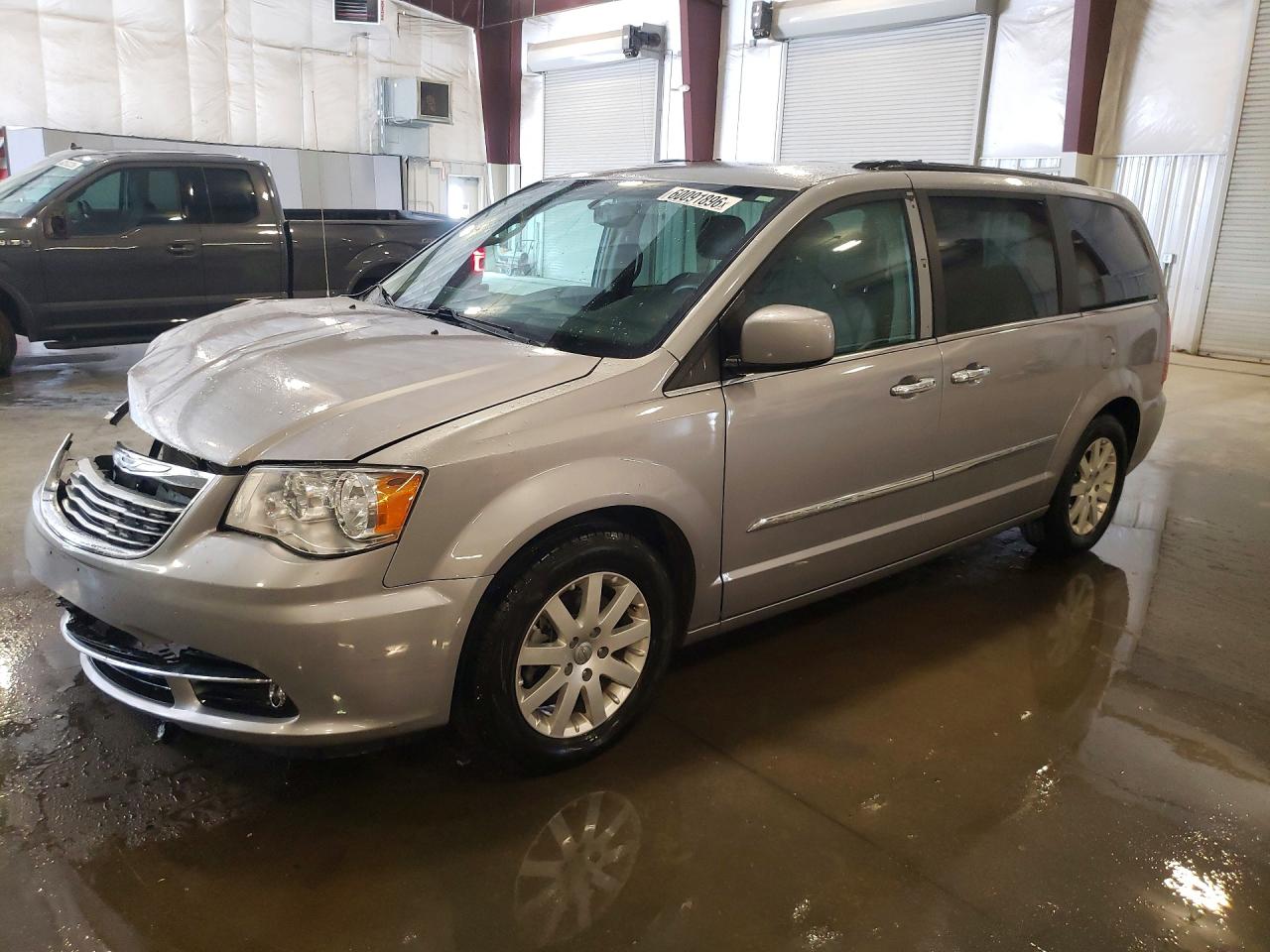 2C4RC1BG1FR636701 · 2015 CHRYSLER TOWN & COUNTRY