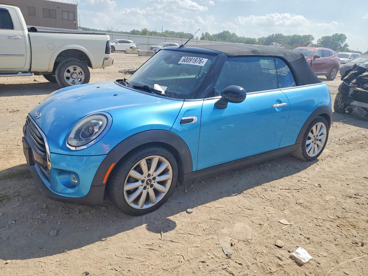 WMWWG5C32H3C20582 · 2017 MINI COOPER