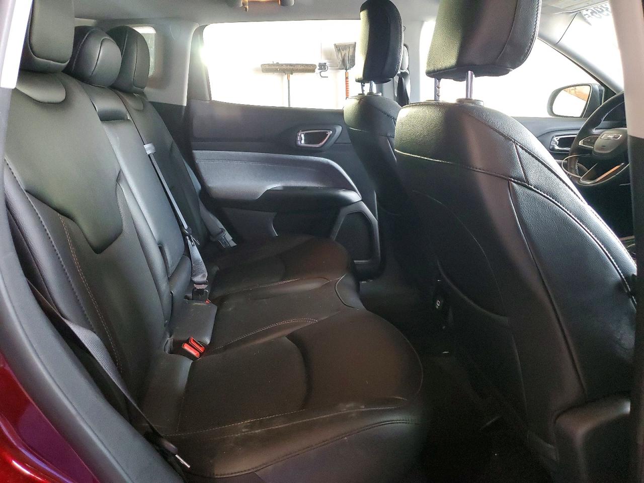 3C4NJDFB2NT213030 · 2022 JEEP COMPASS · 11/13