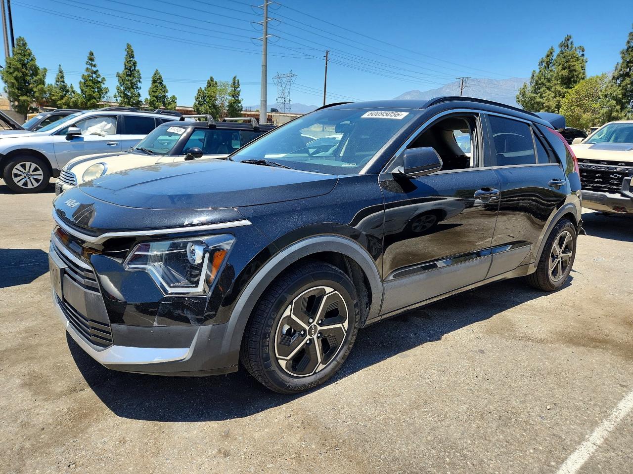 KNDCP3LE9P5099383 · 2023 KIA NIRO