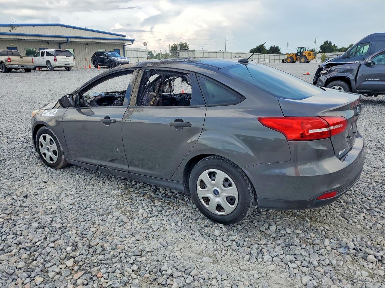 1FADP3E26FL271313 · 2015 FORD FOCUS · 2/12