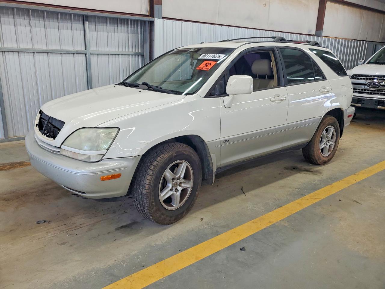 JTJGF10UX10085692 · 2001 LEXUS RX