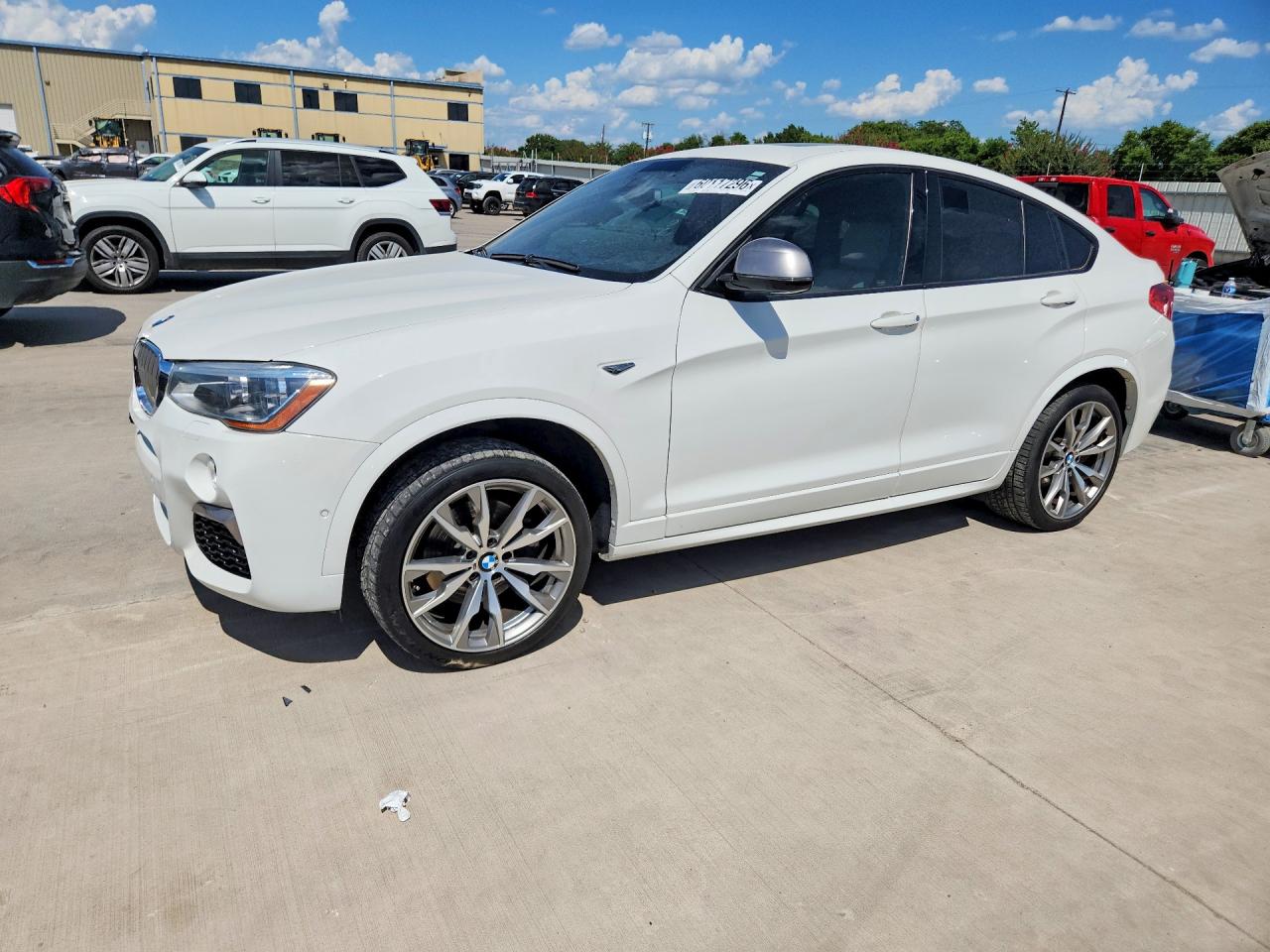 5UXXW7C53J0W64483 · 2018 BMW X4