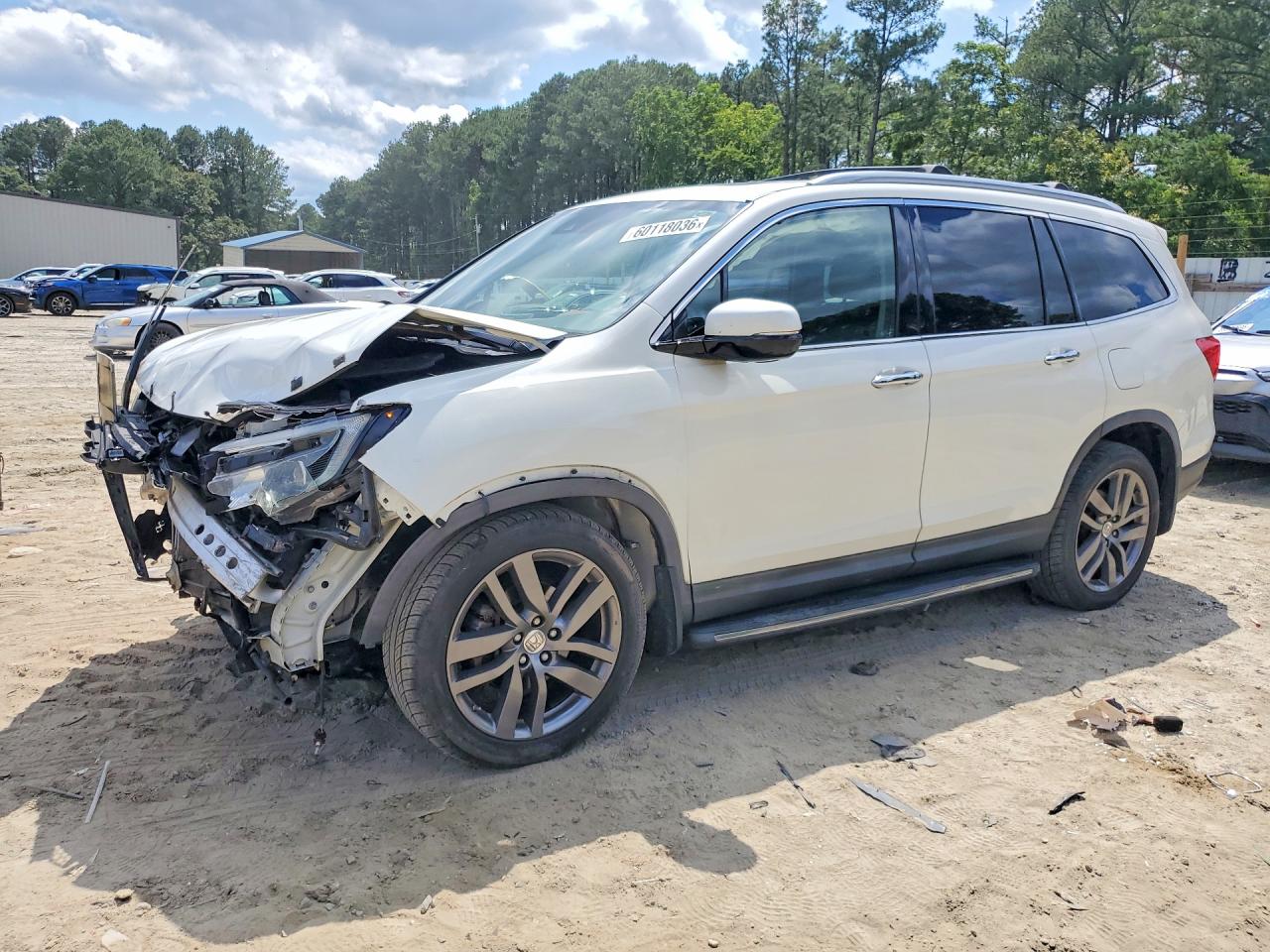 5FNYF6H03HB019437 · 2017 HONDA PILOT
