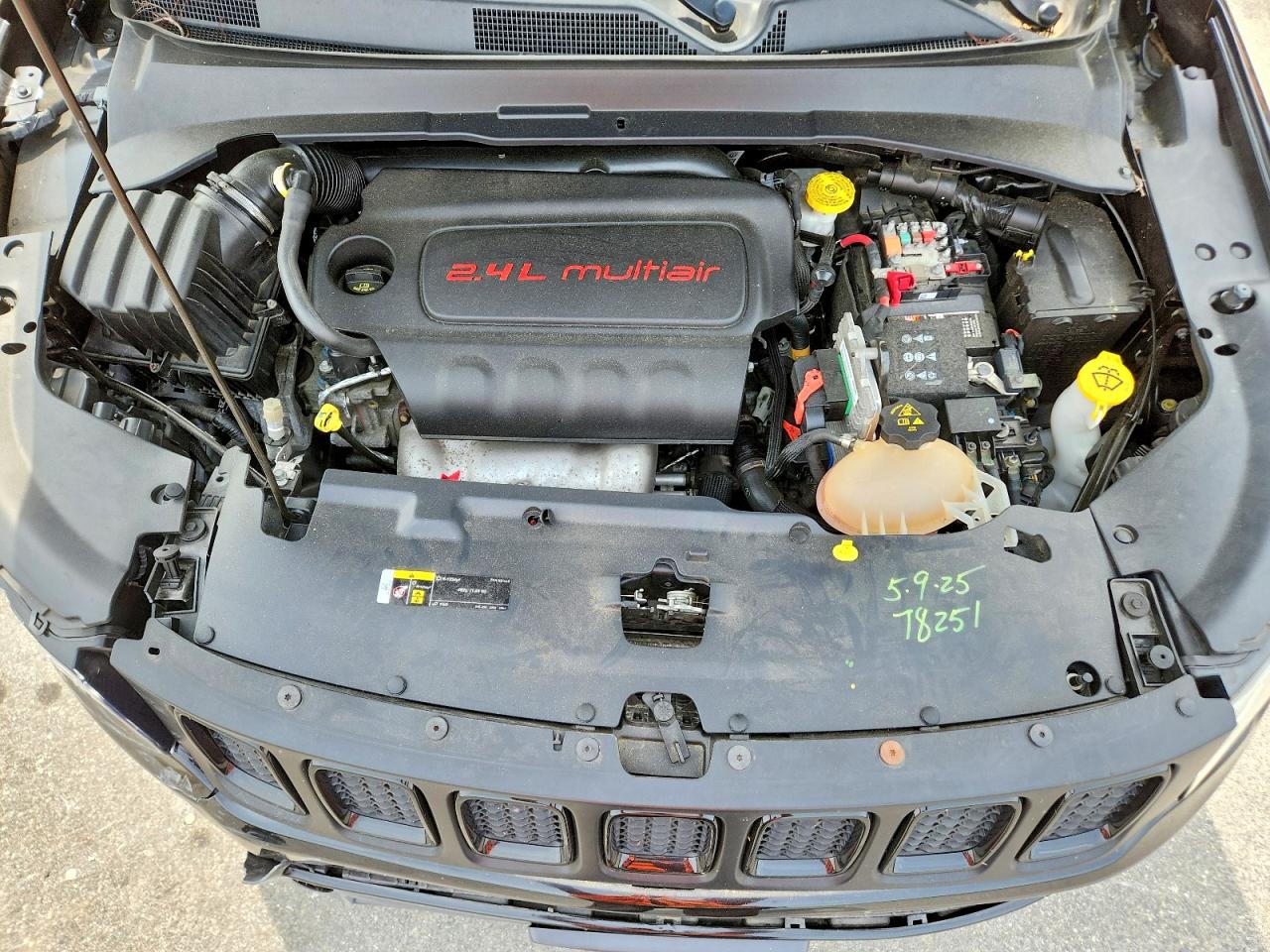 3C4NJDBB0KT598704 · 2019 JEEP COMPASS · 12/14