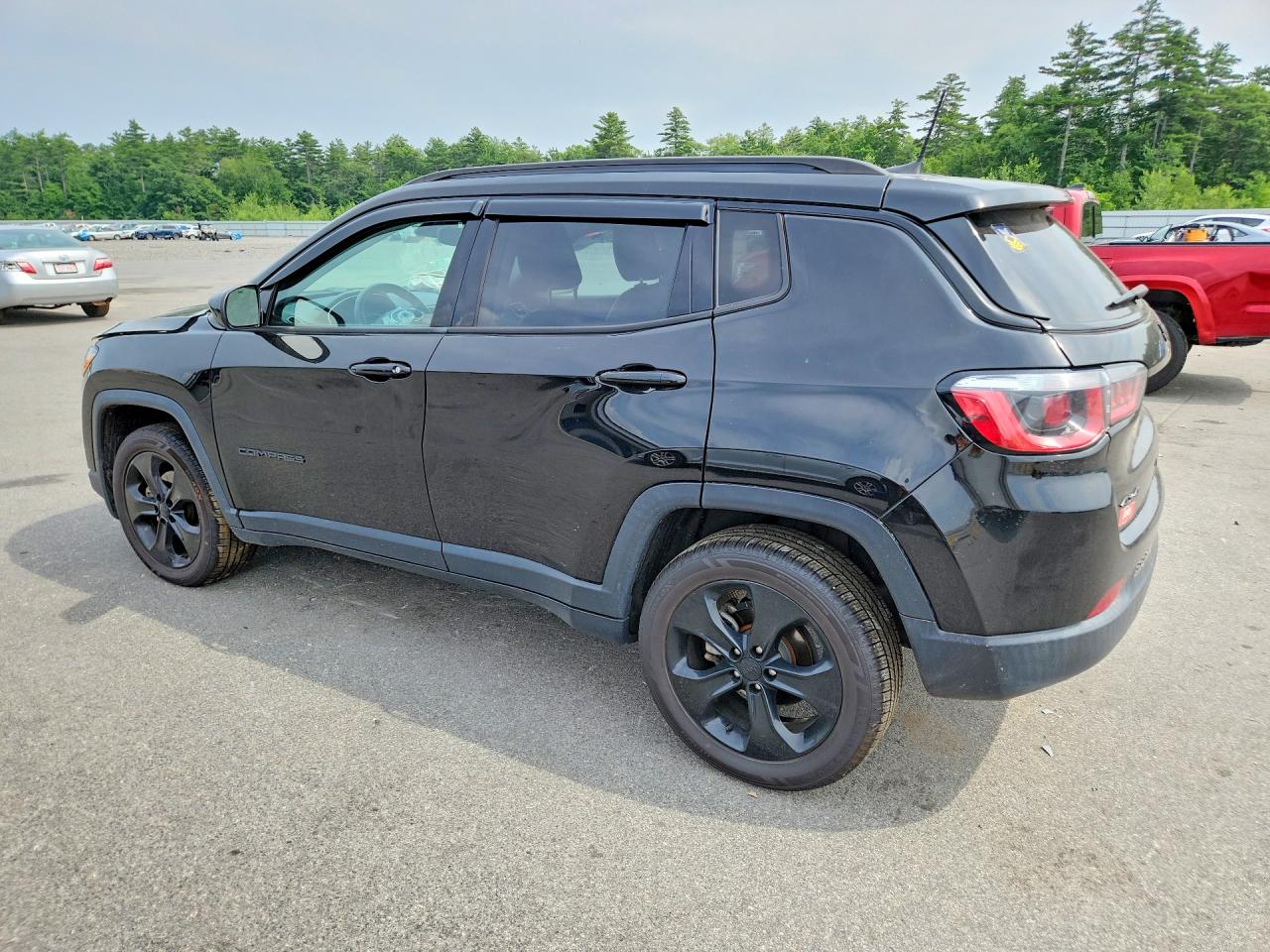 3C4NJDBB0KT598704 · 2019 JEEP COMPASS · 2/14