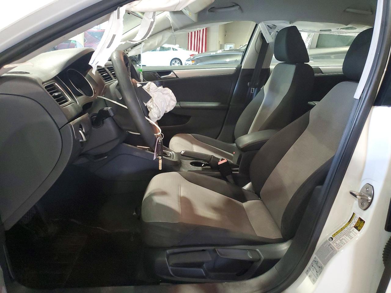 3VW2B7AJ2HM226209 · 2017 VOLKSWAGEN JETTA · 7/13