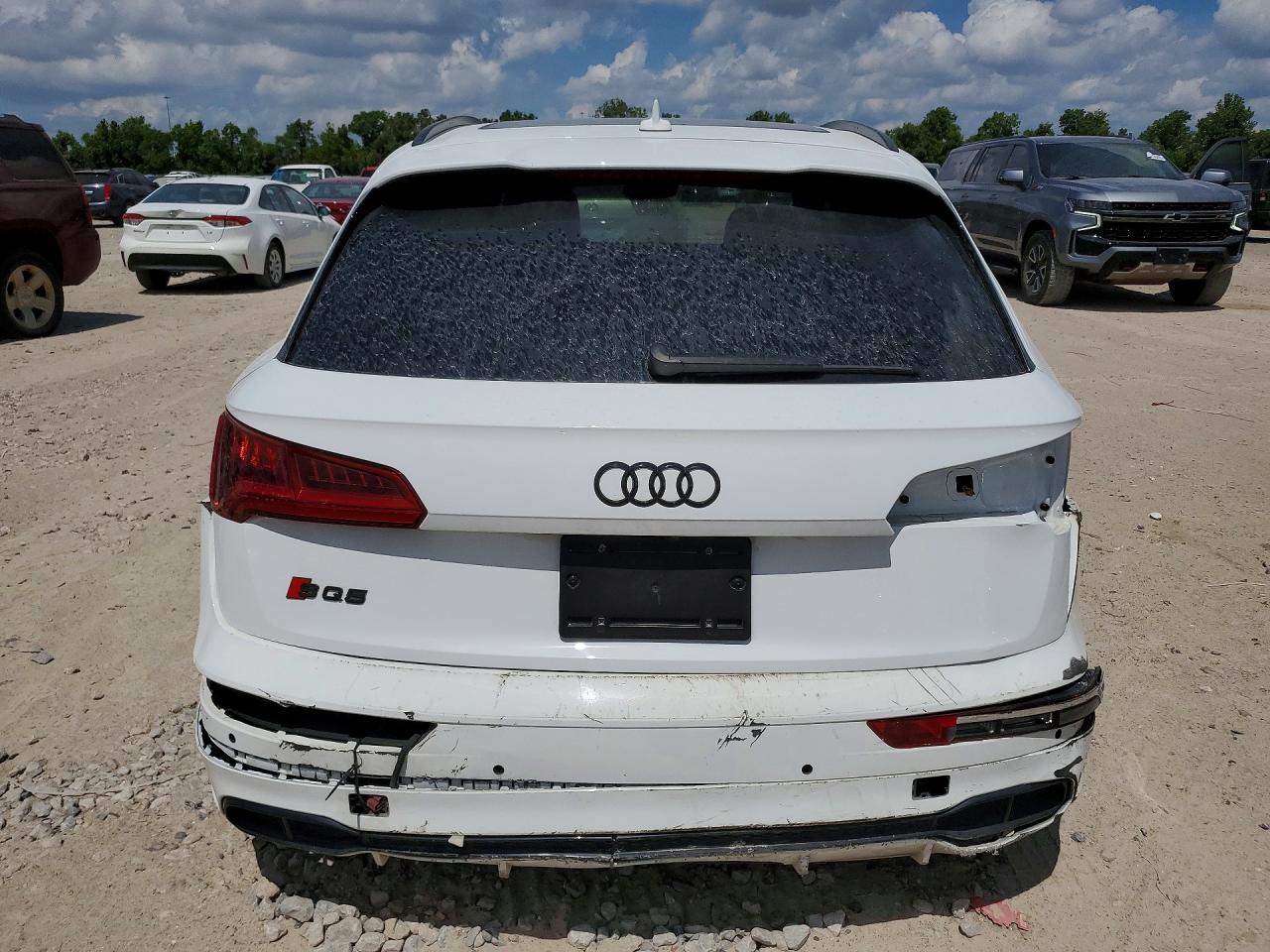 WA1B4AFY6L2113390 · 2020 AUDI SQ5 · 6/13